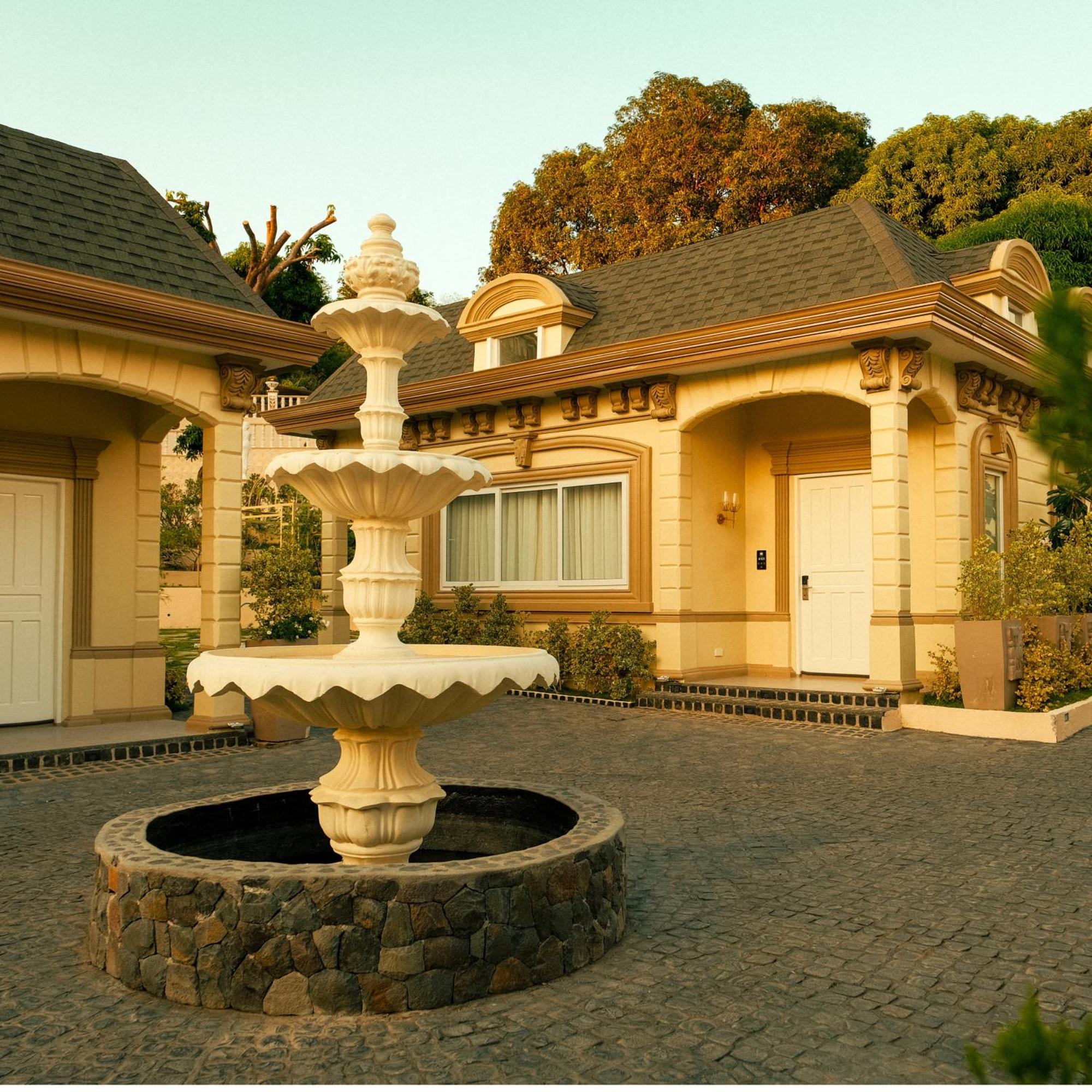 Rancho Bernardo Luxury Villas And Resort Bagac Экстерьер фото